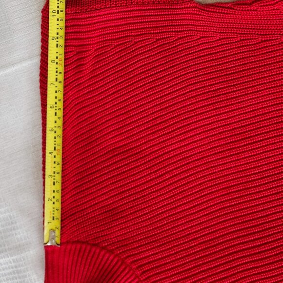 Sweater - Picture 6 of 10